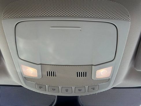 Used 2022 Ford Edge SEL w/ Convenience Package AWD/4WD image 43