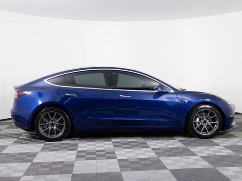 Used 2019 Tesla Model 3 Long Range image 9