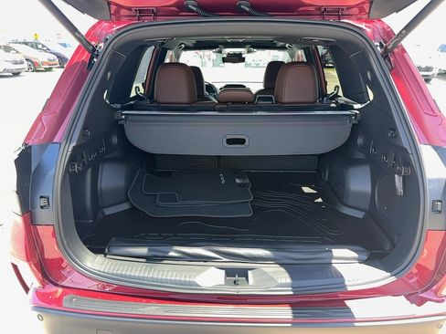Certified 2026 Subaru Forester Touring w/ Touring Package AWD/4WD image 8
