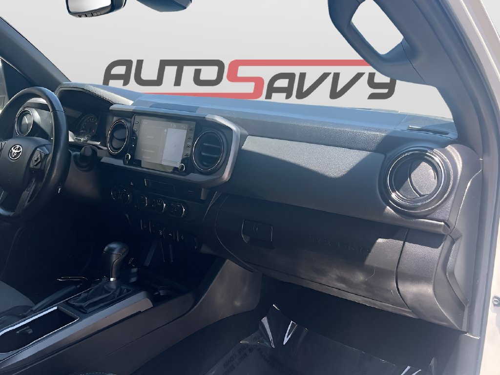 Used 2022 Toyota Tacoma TRD Sport AWD/4WD image 28
