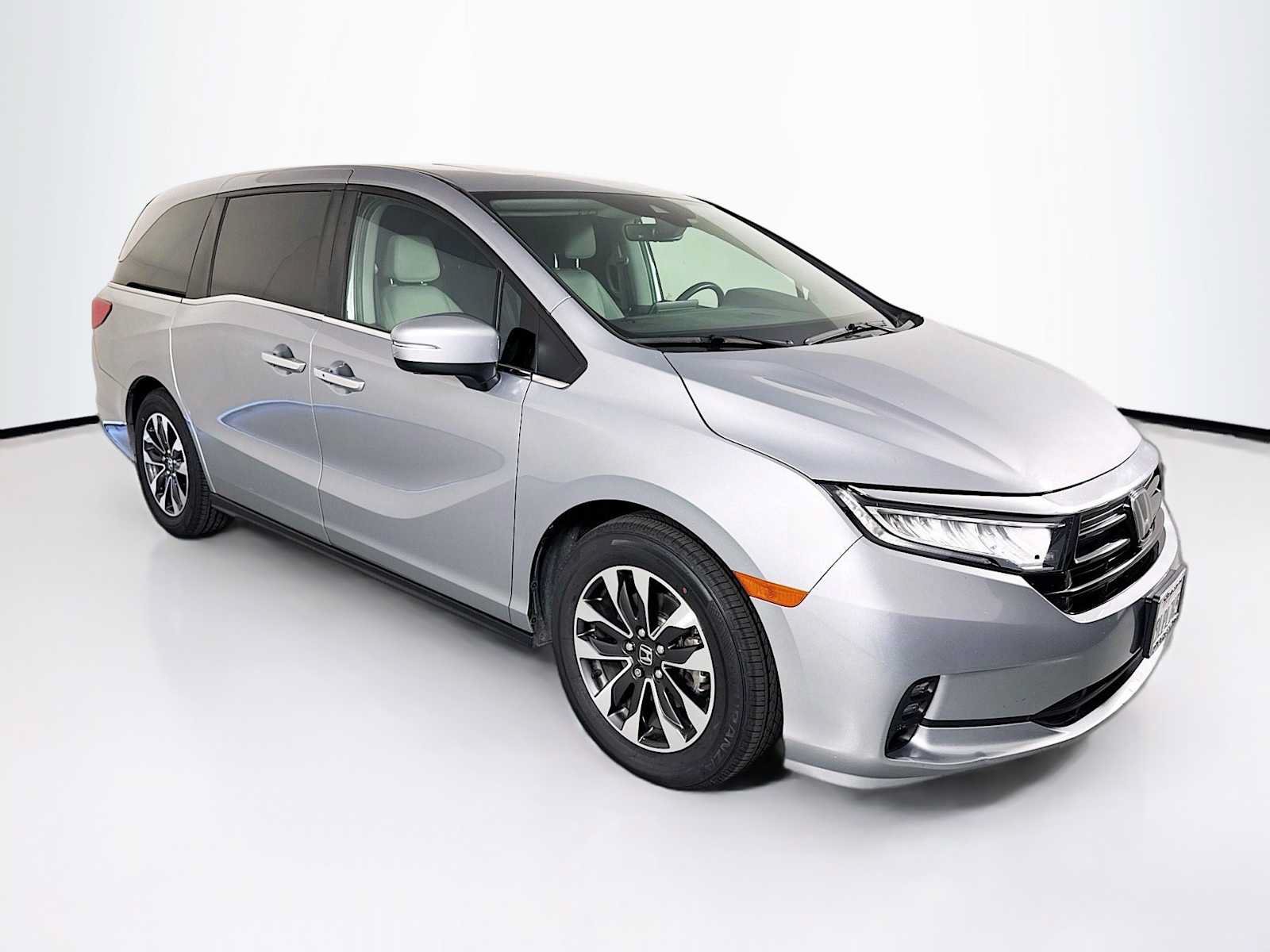 Certified 2024 Honda Odyssey EX-L image 1