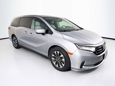 Certified 2024 Honda Odyssey EX-L image 1