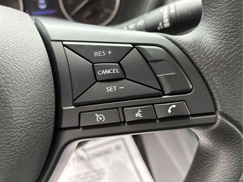 Used 2024 Nissan Sentra S FWD image 17