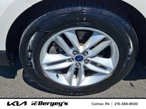 Used 2018 Ford Edge SEL w/ Equipment Group 201A AWD/4WD image 10