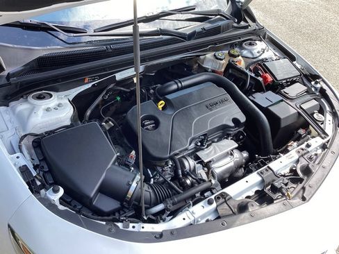 Used 2024 Chevrolet Malibu LT FWD image 19