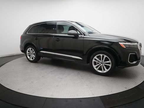 Certified 2025 Audi Q7 3.0T Premium Plus AWD/4WD image 39