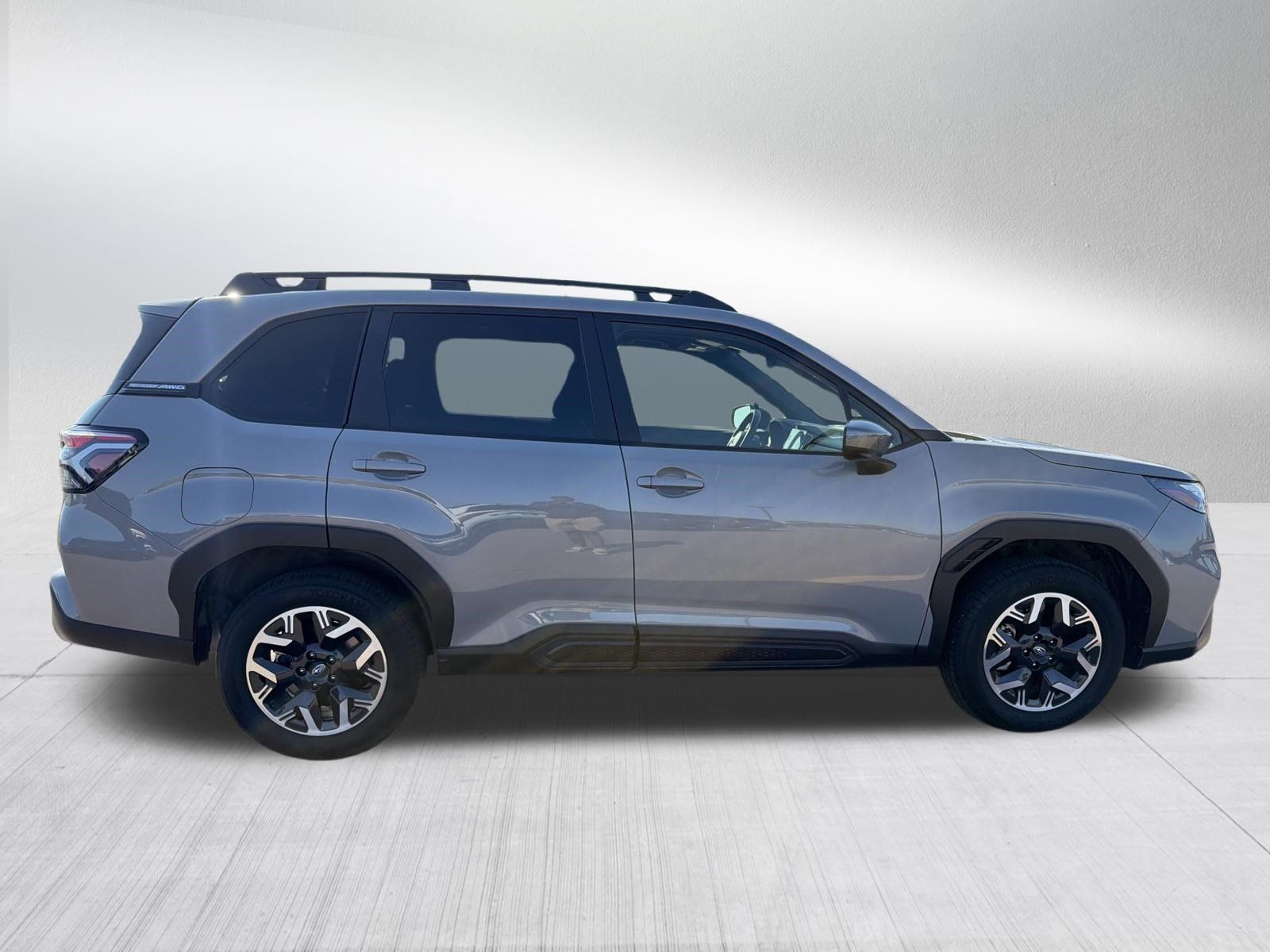 Certified 2025 Subaru Forester Premium w/ Convenience Package #1 AWD/4WD image 8
