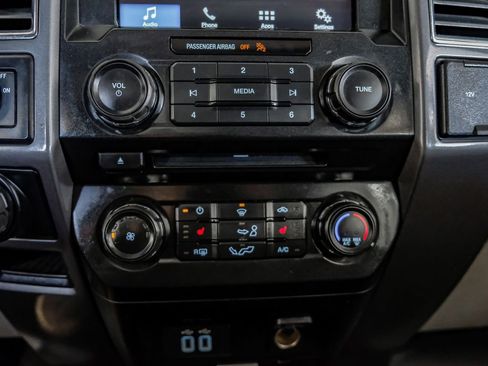 Used 2016 Ford F150 XLT w/ Equipment Group 302A Luxury image 25