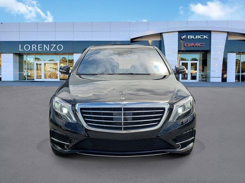 Used 2017 Mercedes-Benz S 550 Sedan image 2