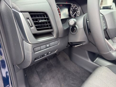 New 2026 Nissan Rogue SV AWD/4WD image 14
