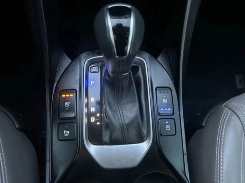 Used 2017 Hyundai Santa Fe FWD image 24