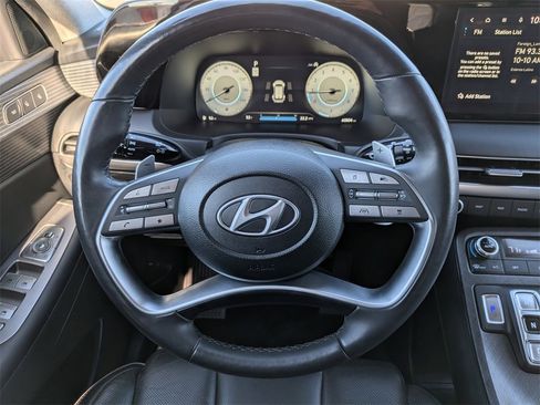 Used 2023 Hyundai Palisade Limited w/ Cargo Package image 15