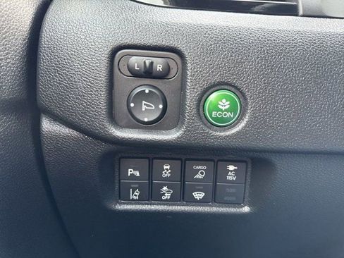 Used 2021 Honda Ridgeline Black Edition image 17