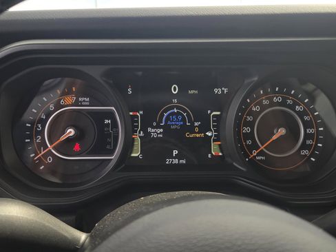Used 2026 Jeep Wrangler Unlimited Rubicon AWD/4WD image 18