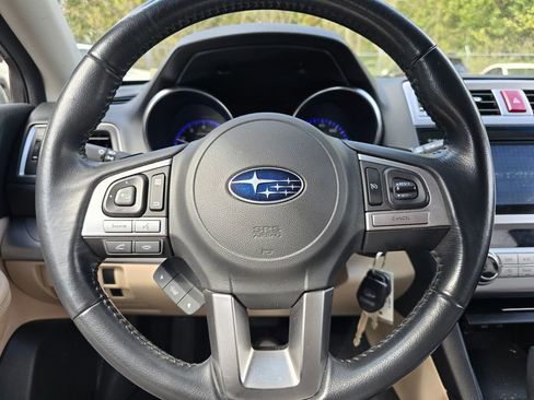 Used 2015 Subaru Outback 2.5i Premium image 5