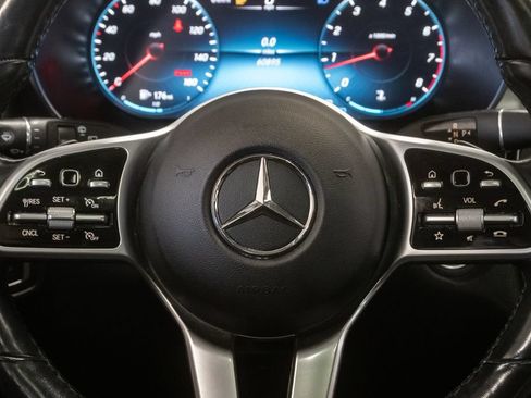 Used 2021 Mercedes-Benz GLC 300 4MATIC w/ Premium Package image 15