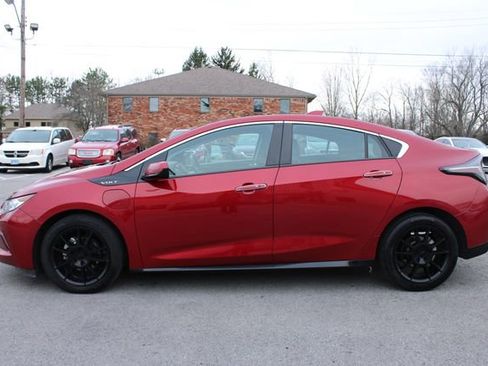 Used 2019 Chevrolet Volt LT w/ Power Convenience Package image 5