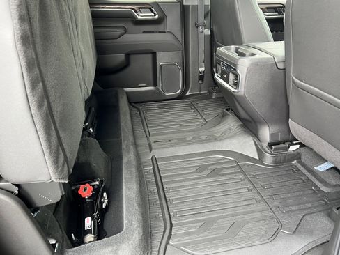 Used 2025 GMC Sierra 1500 SLT w/ SLT Premium Package AWD/4WD image 21