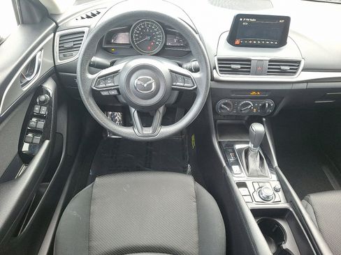 Used 2017 MAZDA MAZDA3 Sport image 11