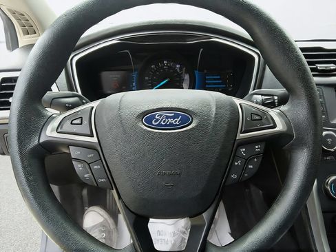 Used 2018 Ford Fusion S FWD image 24