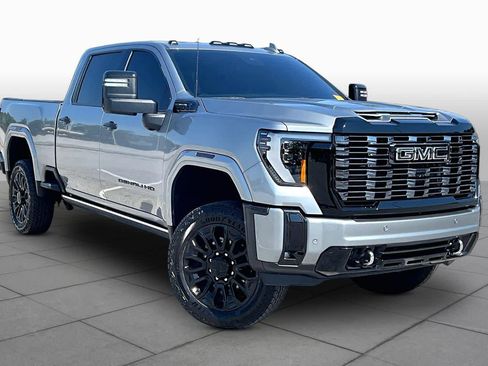Used 2025 GMC Sierra 2500 Denali Ultimate AWD/4WD image 3