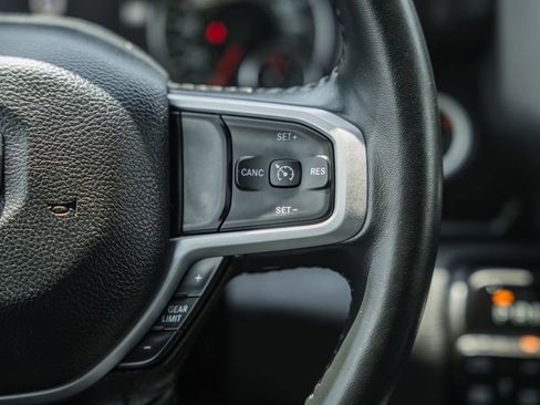 Used 2023 RAM 1500 Big Horn AWD/4WD image 31