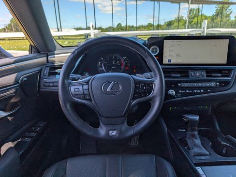 Used 2023 Lexus ES 350 F Sport FWD image 31