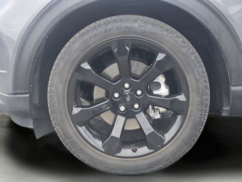 Used 2023 Ford Explorer ST-Line w/ Class IV Trailer Tow Package RWD image 8