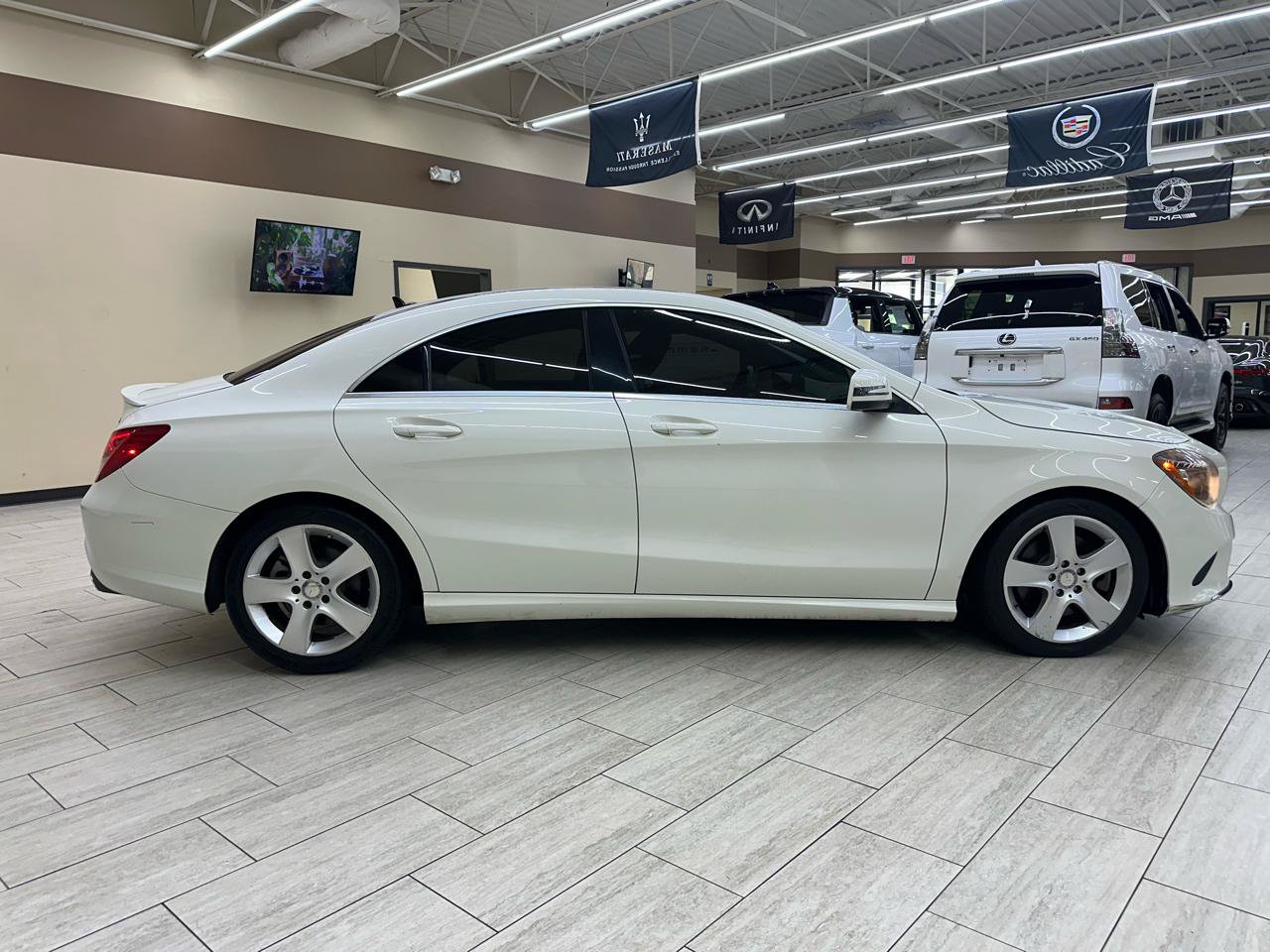 Used 2017 Mercedes-Benz CLA 250 4MATIC image 6