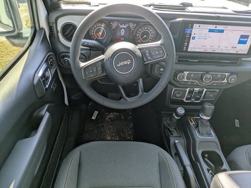 New 2026 Jeep Gladiator Sport image 13