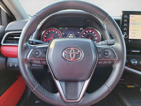 Used 2022 Toyota Camry XSE FWD image 16