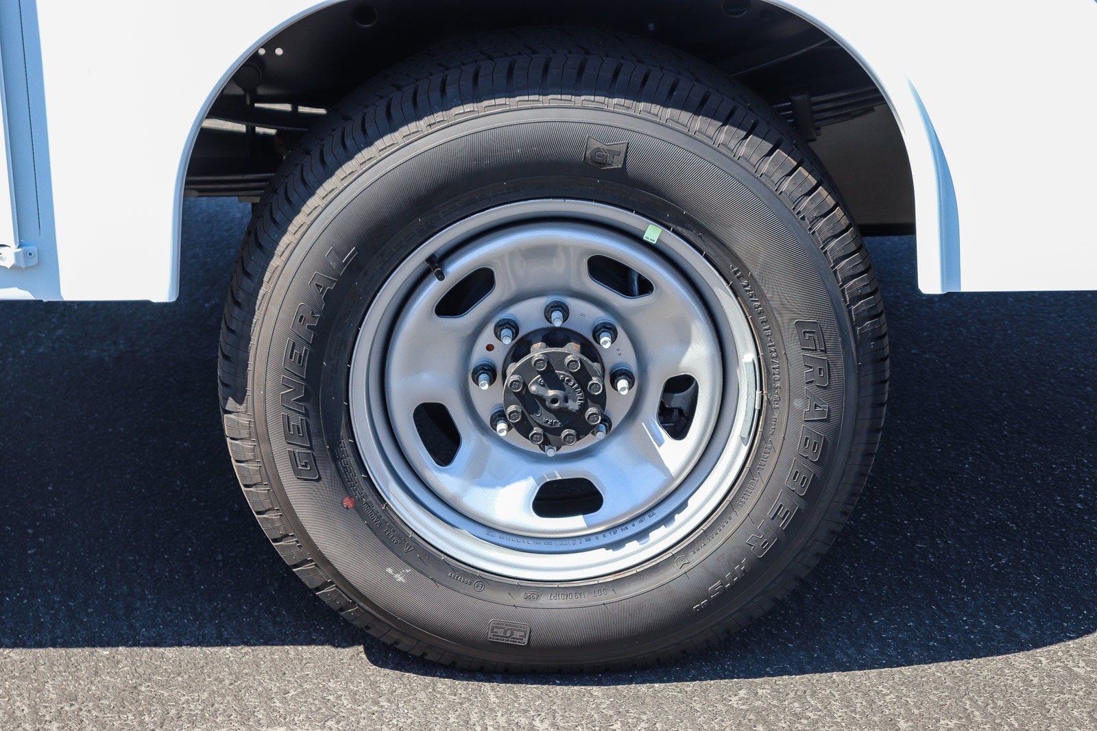 New 2026 Ford F350 XL w/ XL Chrome Package AWD/4WD image 9