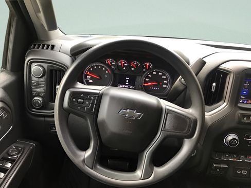 Used 2026 Chevrolet Silverado 1500 Custom Trail Boss w/ LPO, Utility Wall Package AWD/4WD image 12