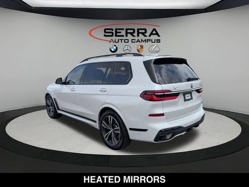 Used 2023 BMW X7 xDrive40i w/ M Sport Package AWD/4WD image 11
