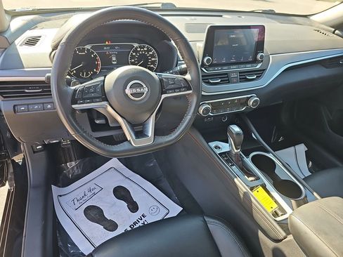 Used 2024 Nissan Altima 2.5 SR FWD image 21