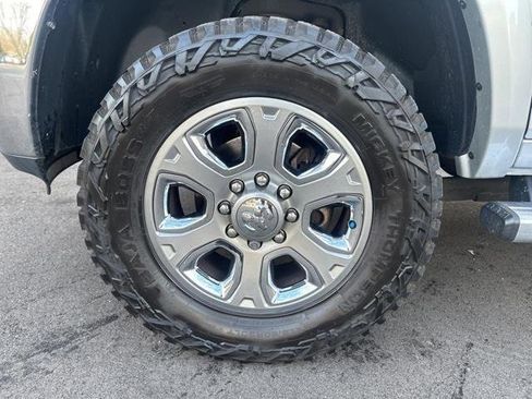 Used 2018 RAM 2500 Laramie image 12