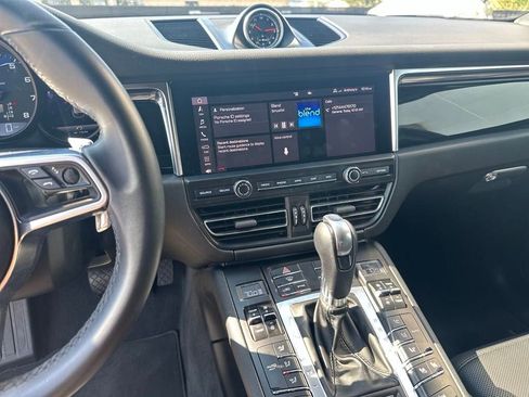 Used 2020 Porsche Macan image 17
