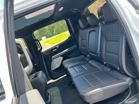 Used 2025 GMC Sierra EV Denali AWD/4WD image 42