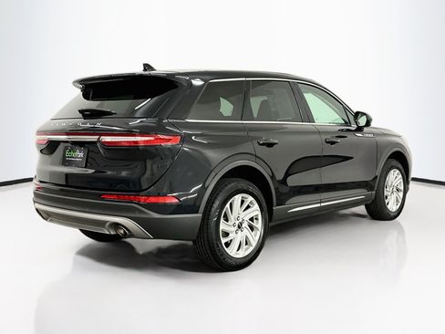 Used 2023 Lincoln Corsair AWD image 9