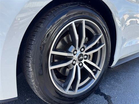 Used 2017 Ford Mustang Premium RWD image 15
