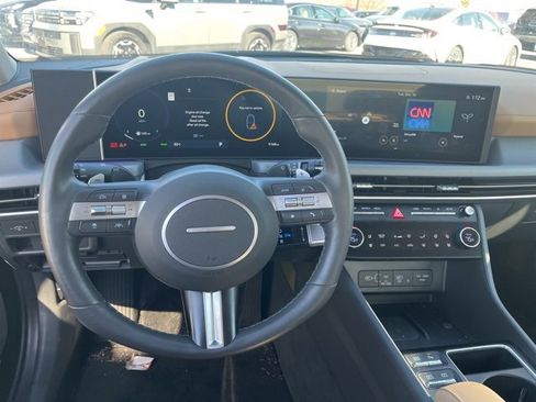 Used 2025 Hyundai Sonata Limited image 18