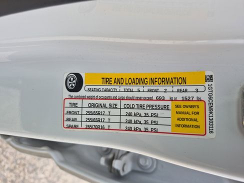 Used 2019 GMC Canyon SLE image 26