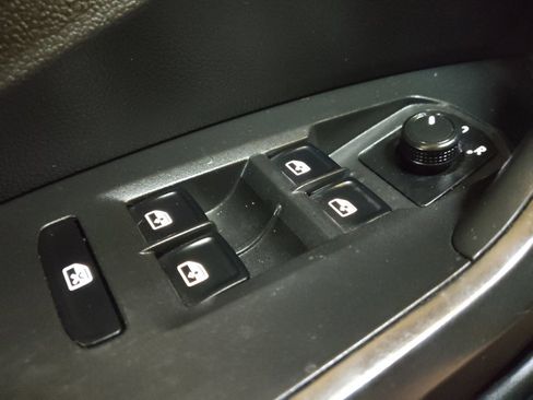 Used 2020 Volkswagen Jetta S FWD image 27