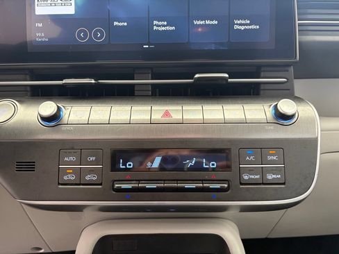 Used 2024 Hyundai Kona SEL FWD image 10
