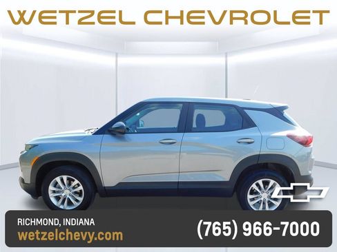 Used 2023 Chevrolet TrailBlazer LS AWD/4WD image 6