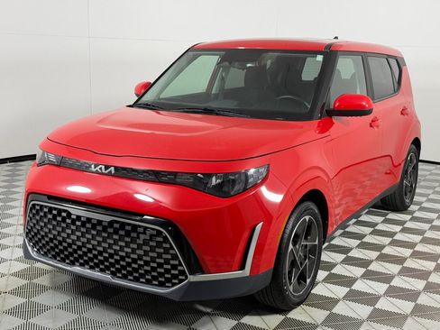 Used 2023 Kia Soul EX FWD image 10