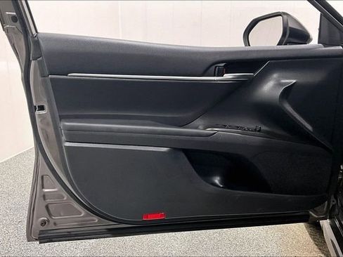 Used 2024 Toyota Camry SE FWD image 21
