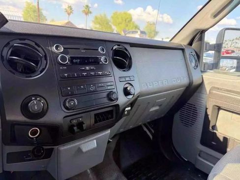 Used 2016 Ford F250 XL w/ Power Equipment Group image 18