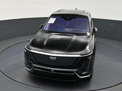 Used 2026 Cadillac Vistiq Premium Luxury AWD/4WD image 19