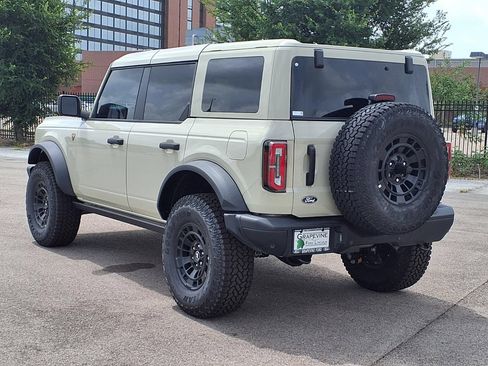 New 2026 Ford Bronco Badlands AWD/4WD image 6